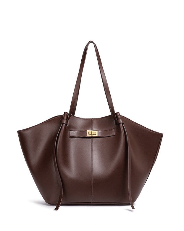 ASTRID | Lyxig Kurvig Shopper