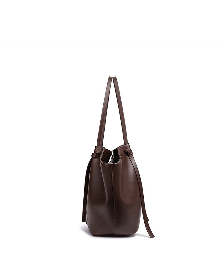 ASTRID | Lyxig Kurvig Shopper