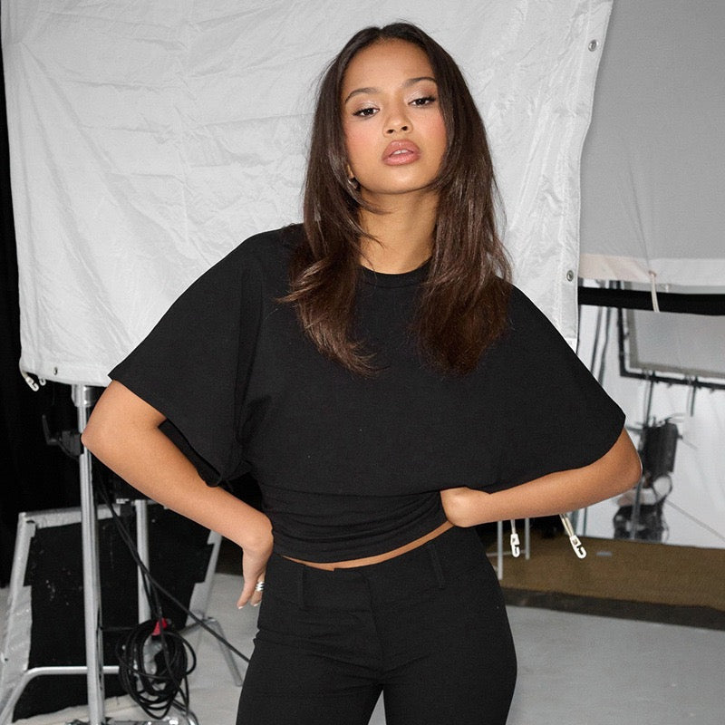ASTRID | Mjuk T-shirt med form
